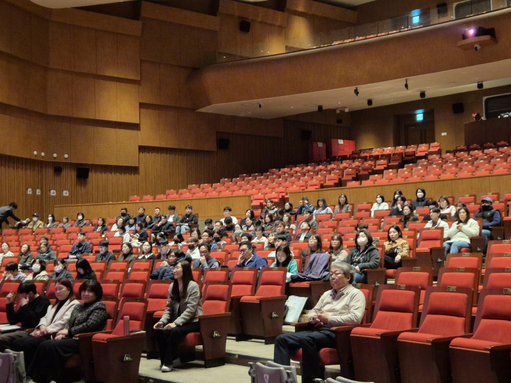 충남사회서비스원, 장애인거주시설 종사자 대상 2025년 사회복지시설 평가지표 설명회 실시 사진2