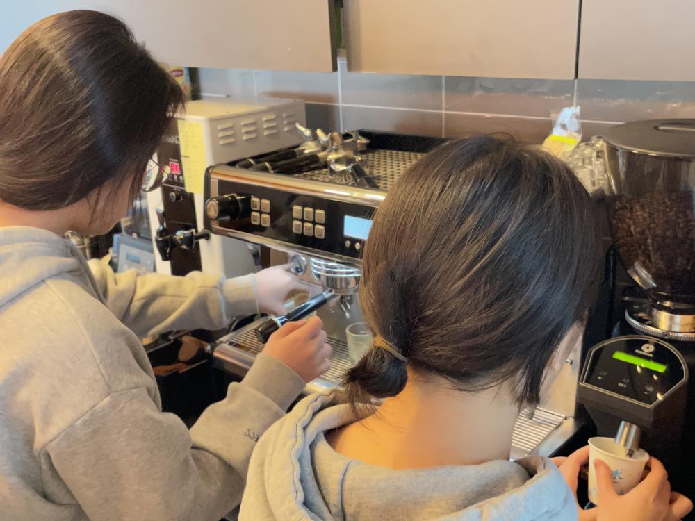 학교 밖 청소년 인큐베이팅 카페 상반기(11기) 창업 준비 사진1